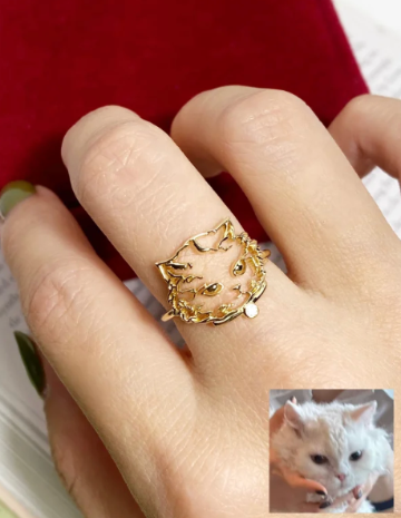 Custom Simple Line Ring